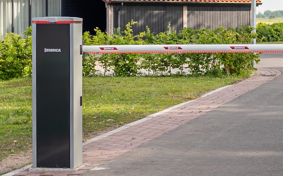Jak otworzyć szlaban na osiedlu lub parkingu? Automatyczne otwieranie szlabanów i inne opcje